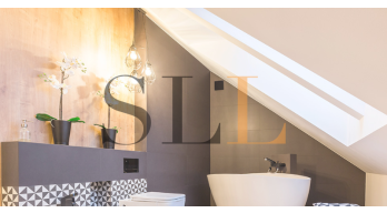 Comment bien éclairer un toit en pente : erreurs, astuces et choix de luminaires