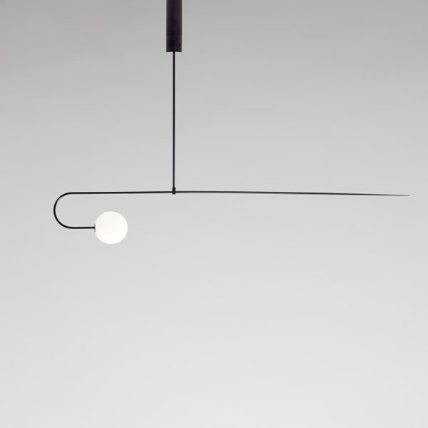 Luminaires chambre design MOBILE CHANDELIER 8 Noir, H24.8cm ANASTASSIADES-Suspension-Laiton, Verre soufflé